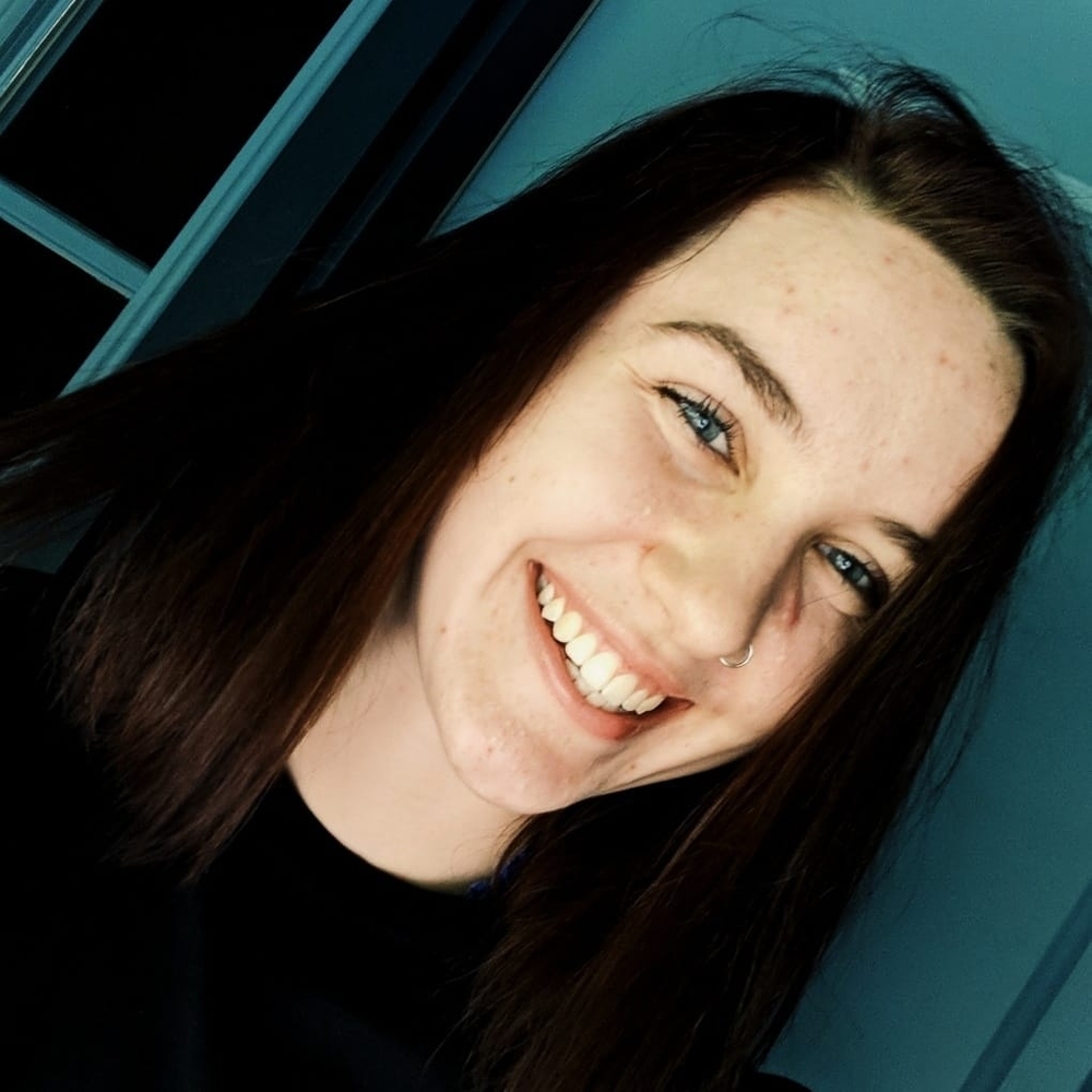 Meet your Posher, Hannah